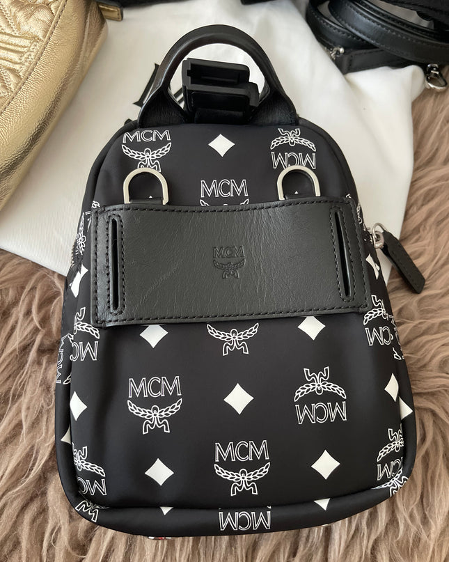 Preloved Authentic MCM Trey Mixed Media Triple-Pouch Convertible Sling