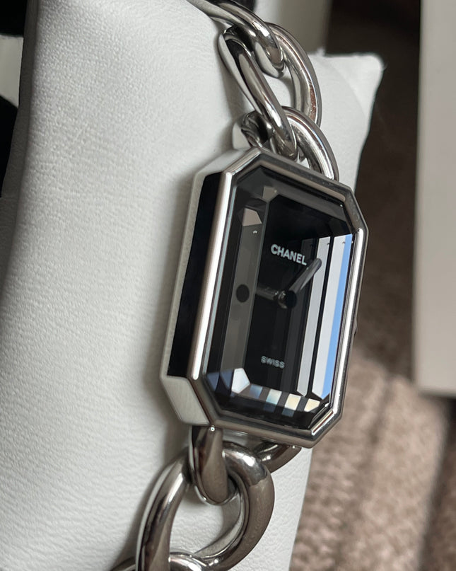 Preloved Authentic Chanel Première Gourmette Chain Watch