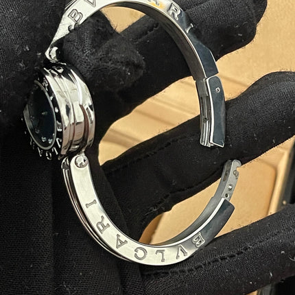 Preloved Authentic Bvlgari B.zero1 Watch 22mm stainless steel case, a blue mother-of-pearl dial with diamond