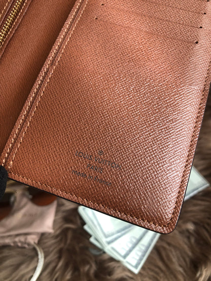 Preloved Brazza Wallet