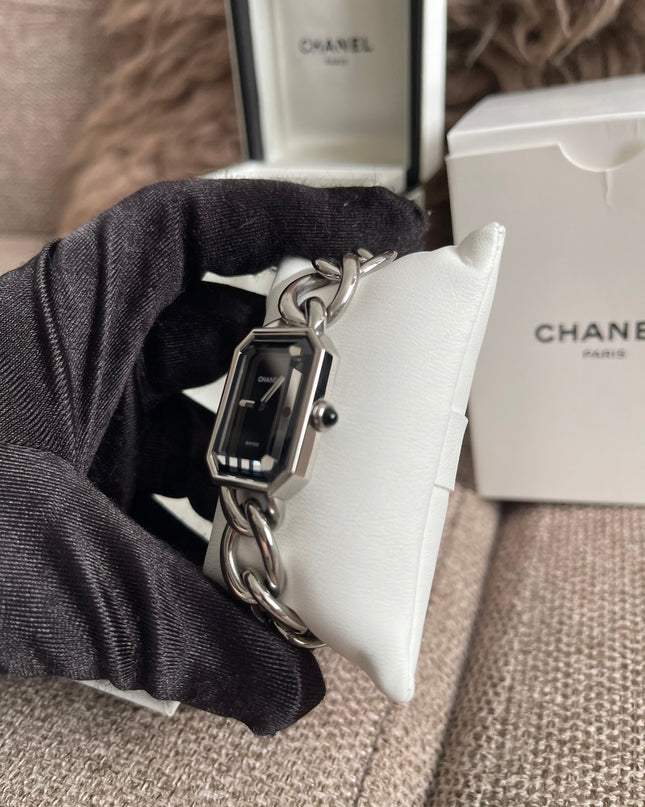 Preloved Authentic Chanel Première Gourmette Chain Watch