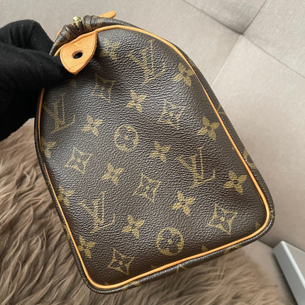 Preloved Authentic Louis Vuitton Speedy 25