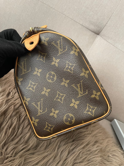 Preloved Authentic Louis Vuitton Speedy 25