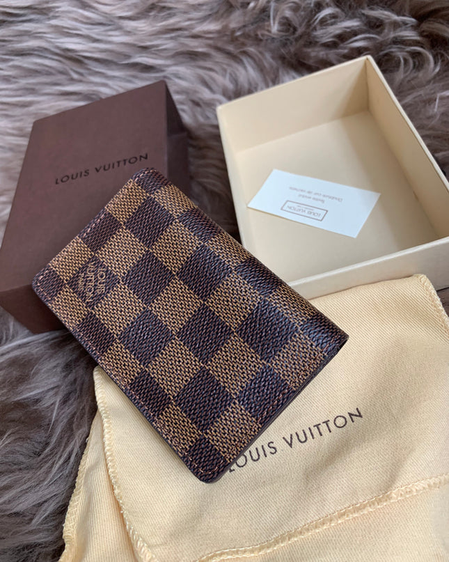 LOUIS VUITTON
Damier Ebene Canvas Pocket Organizer