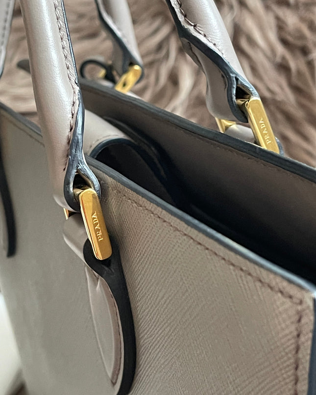 Preloved Authentic Prada Saffiano Lux Tote