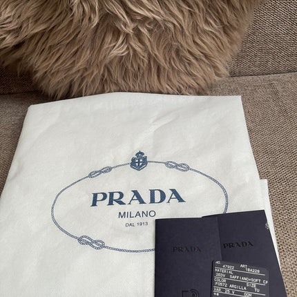 Preloved Authentic Prada Saffiano Lux Tote