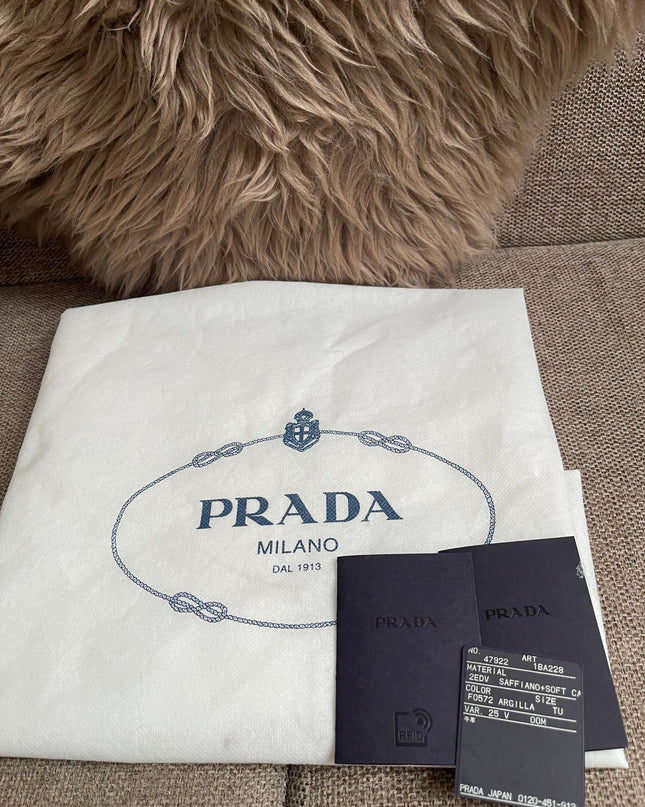 Preloved Authentic Prada Saffiano Lux Tote