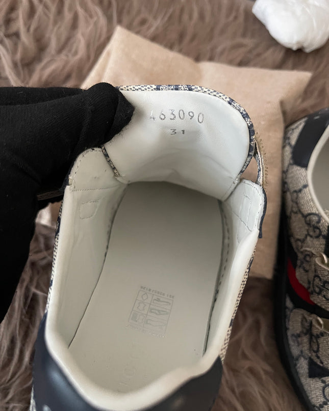 Preloved Authentic Gucci Kids Ace Sneakers (GG Supreme) sz 31