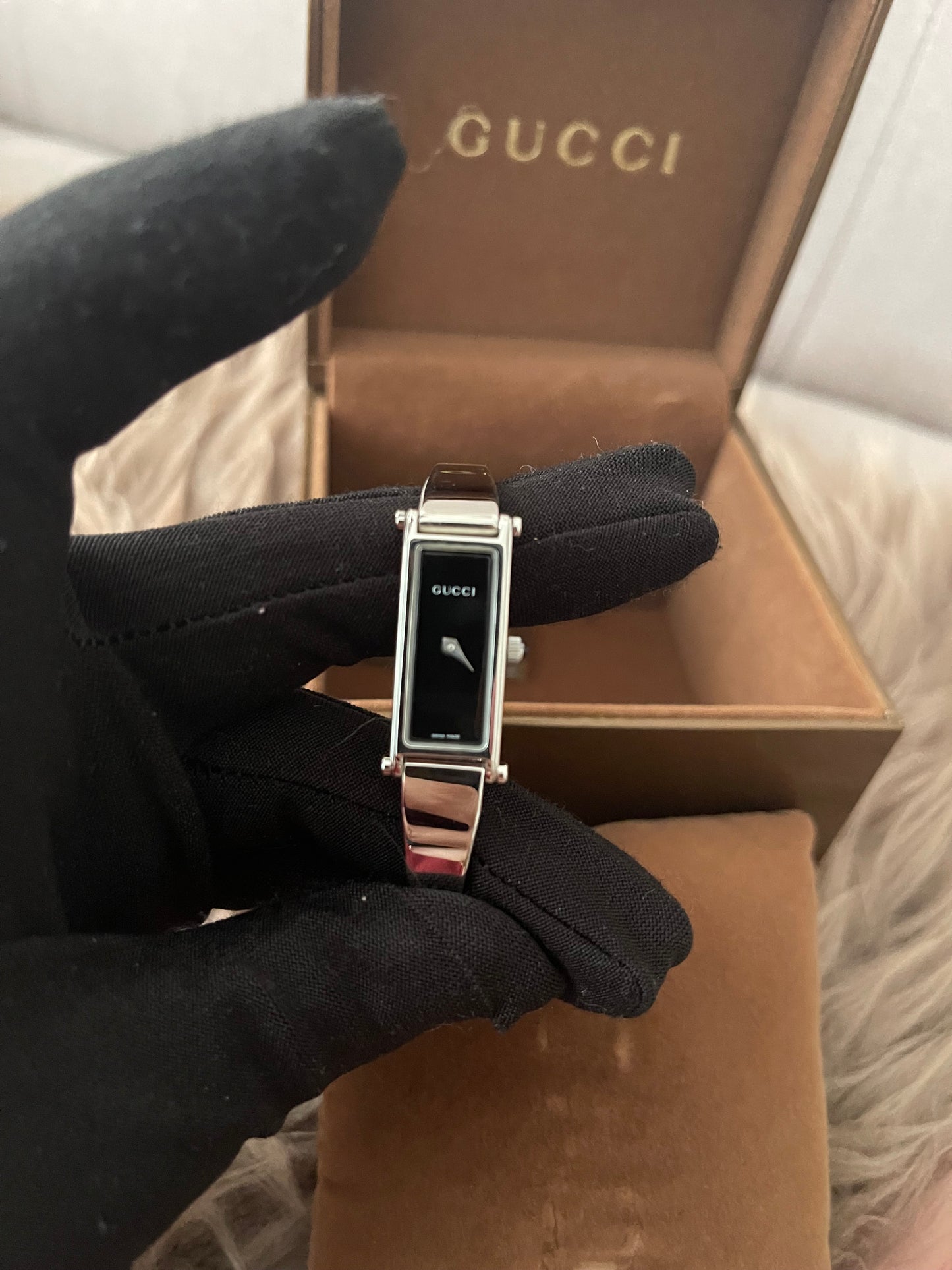 Authentic Preloved Gucci Bangle Watch