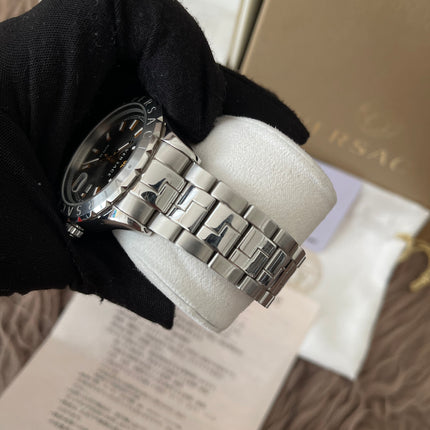 Preloved Authentic Versace Hellenyium Automatic watch with a grey dial