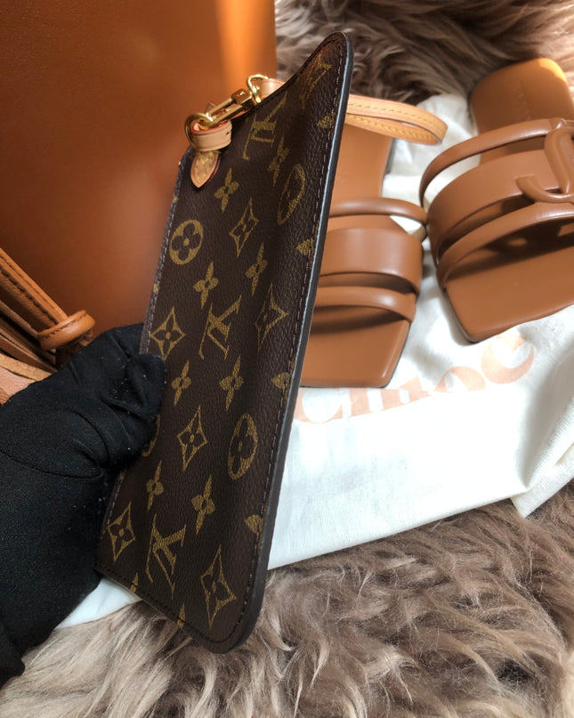 Preloved Louis Vuitton Monogram Neverfull Pouch