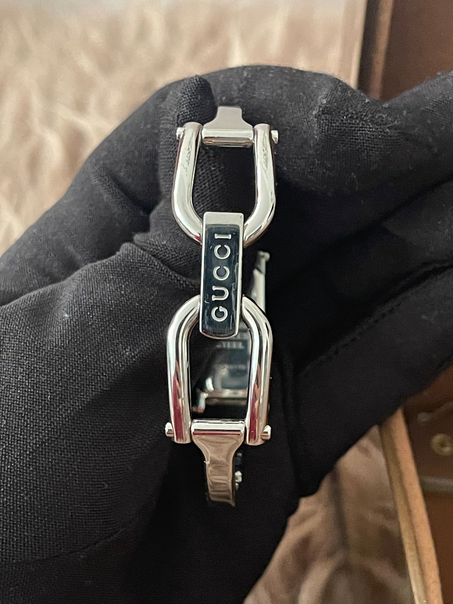Authentic Preloved Gucci Bangle Watch