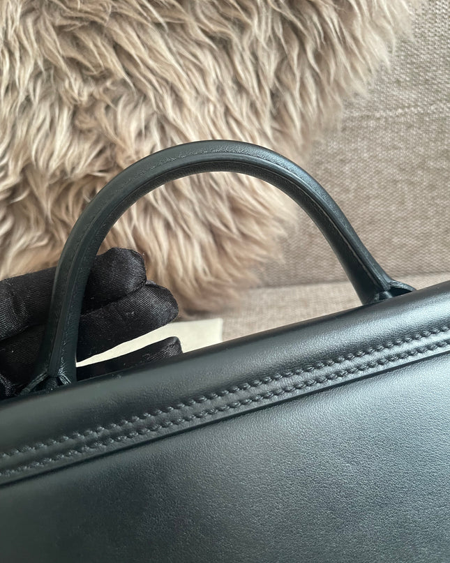 Preloved Authentic Jacquemus Le Chiquito Long – Black