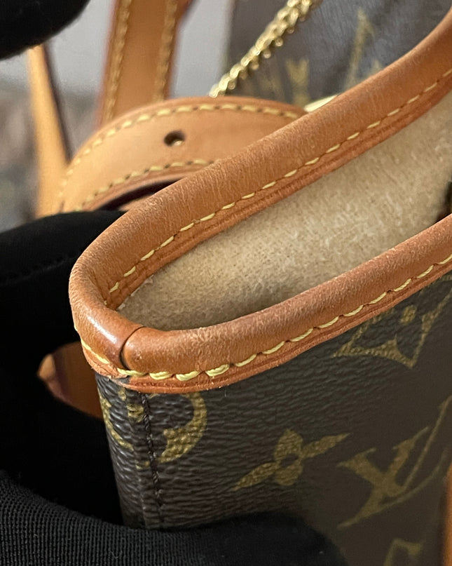 Preloved Authentic Rank B- Louis Vuitton Pre-Owned 2004 GM monogram bucket bag