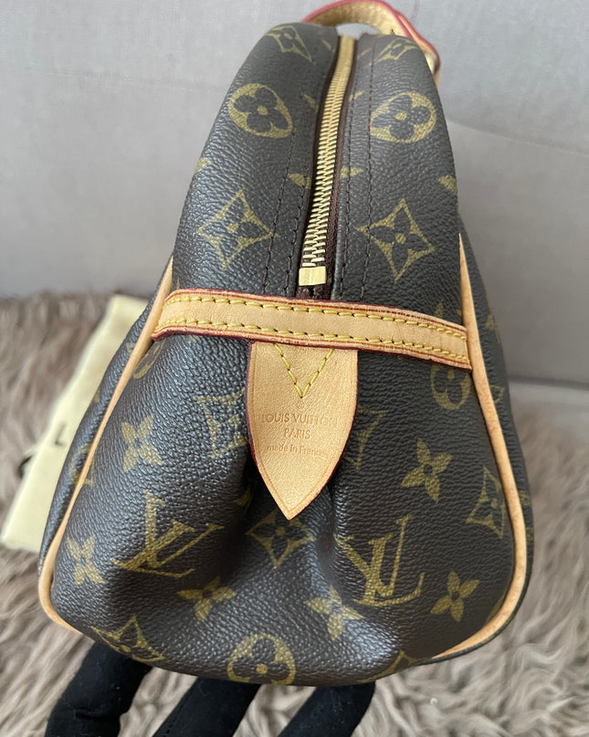 Preloved Authentic Louis Vuitton Montorgueil PM bag in monogram canvas