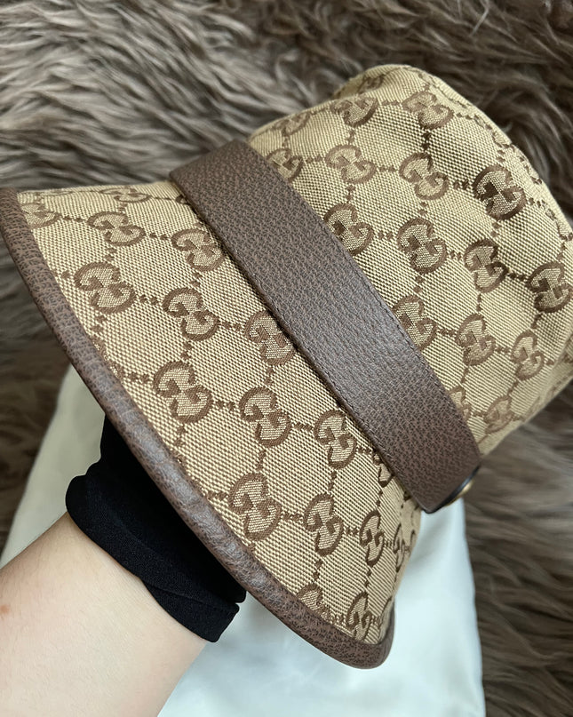 UNUSED GUCCI GG CANVAS BUCKET HAT