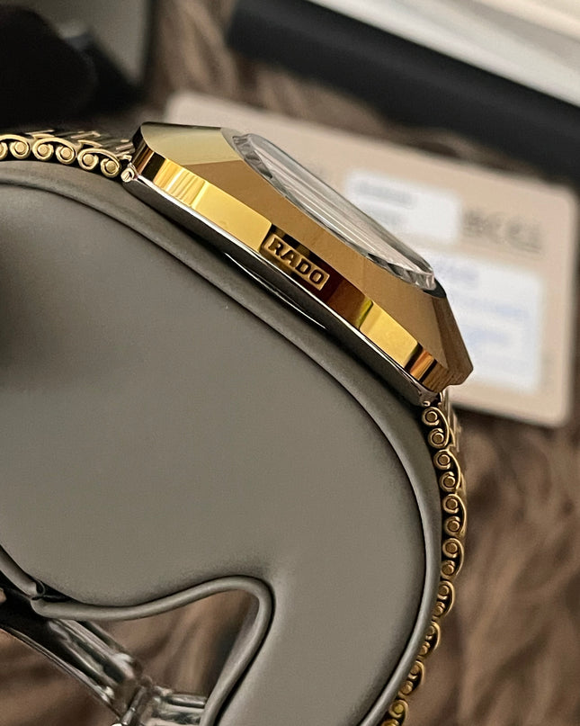 Preloved Authentic RADO
Men's Diastar Original Quartz