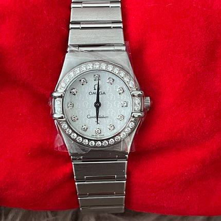 Preloved Authentic Omega Mother Of Pearl Stainless Steel Diamond Constellation