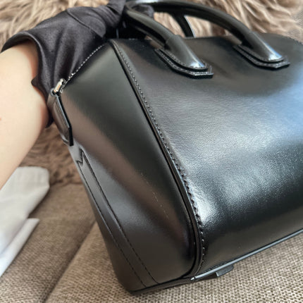 Preloved Authentic Givenchy Mini Antigona Bag Black Calf Leather