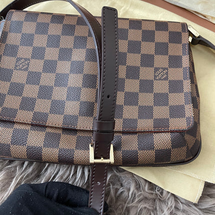 Preloved Authentic Louis Vuitton Damier Ebene Tango