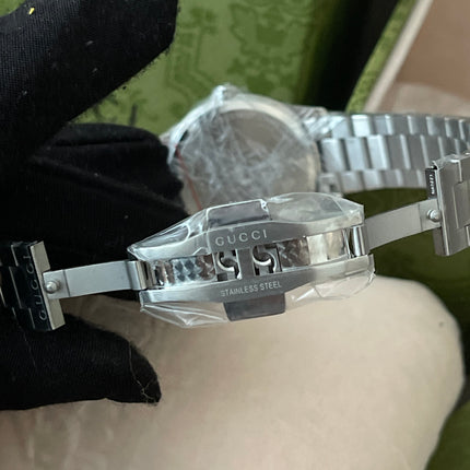 Preloved Authentic unused Gucci G-Timeless bee 32mm stainless steel watch