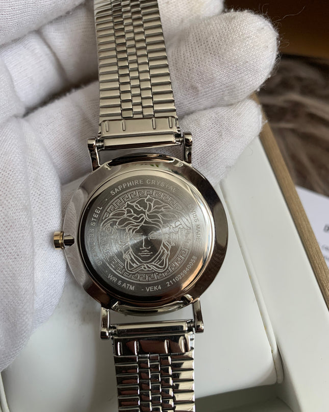 VERSACE V-ESSENTIAL VEK4005/21
Women's watch