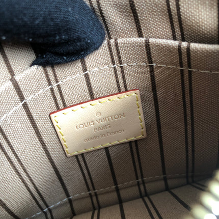 Preloved Louis Vuitton Monogram Neverfull Pouch