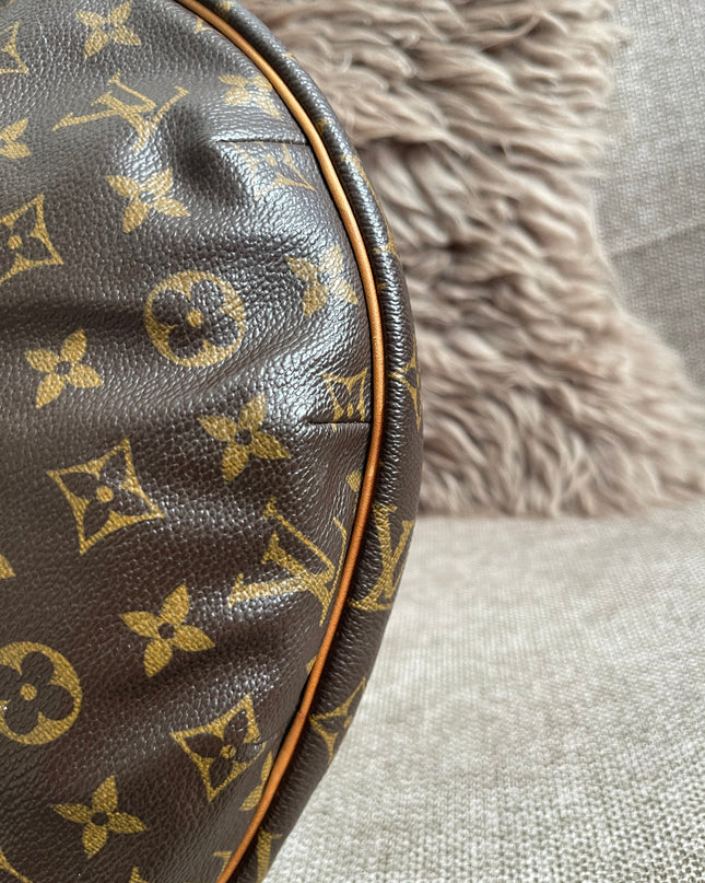 Preloved Authentic Louis Vuitton Croissant MM