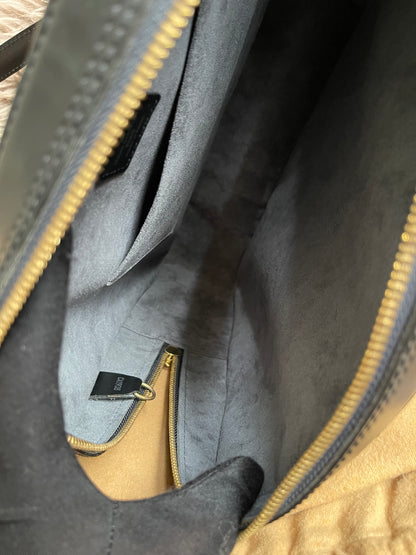 Preloved LOUIS VUITTON Voltaire Epi Leather Shoulder Bag