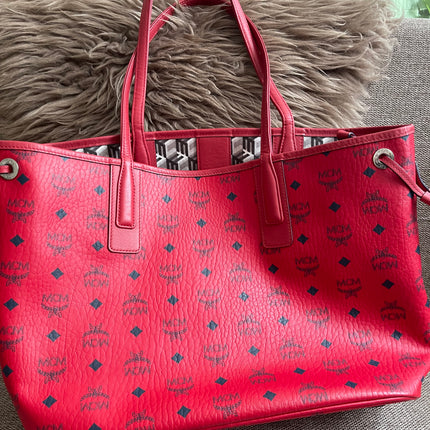 Preloved Authentic MCM Visetos Reversible Liz Shopper Tote – Ruby Red