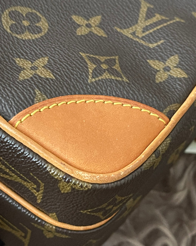 Preloved Authentic classic Louis Vuitton Monogram Amazon Shoulder Bag
