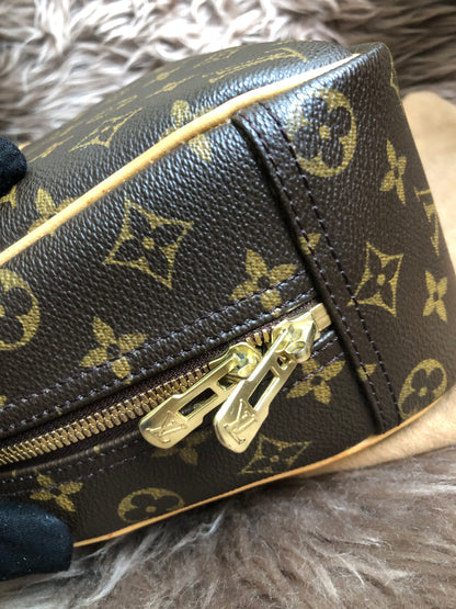 Preloved LOUIS VUITTON Monogram Trouville