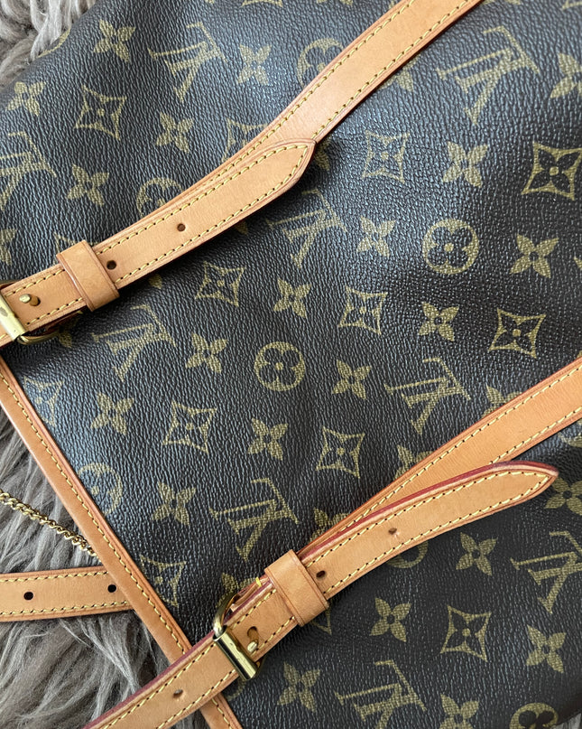 Preloved Authentic Rank B- Louis Vuitton Pre-Owned 2004 GM monogram bucket bag