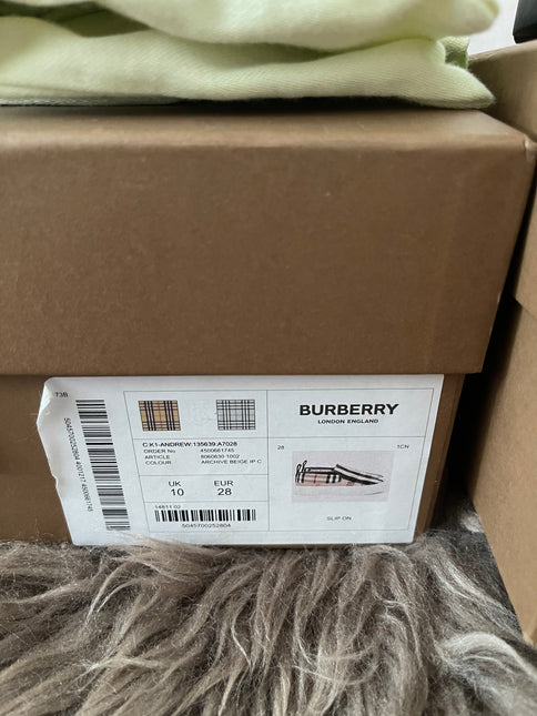 Burberry bundle set kids eur 27-28