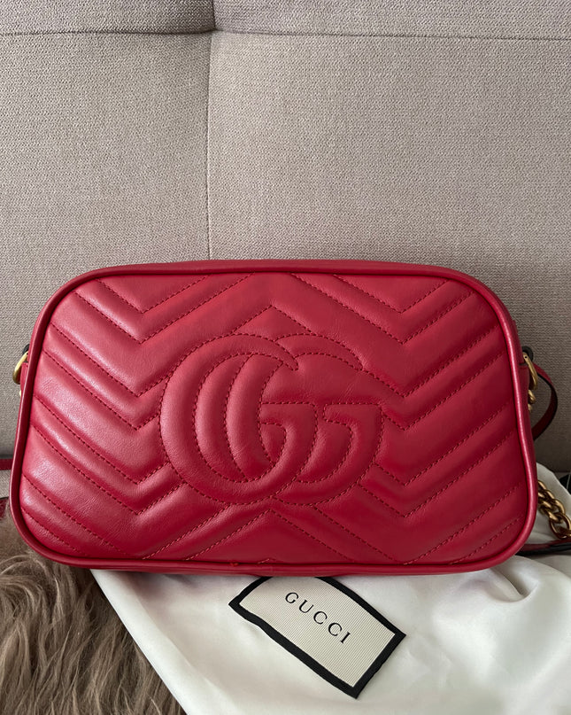 Preloved Authentic Gucci GG Marmont Camera Bag