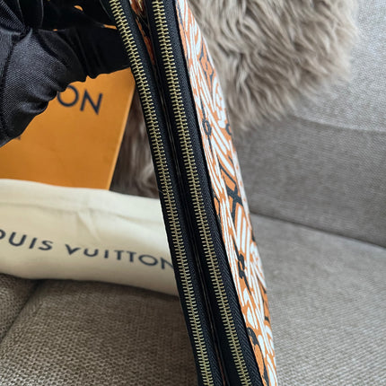 Preloved Authentic Louis Vuitton Monogram Giant Crafty Double Zip Pochette — Creme Caramel