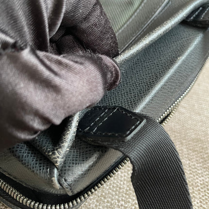 Preloved Authentic Louis Vuitton Taiga Leather Crossbody Bag – Épicéa Green, Silver Hardware