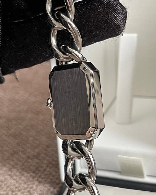 Preloved Authentic Chanel Première Gourmette Chain Watch
