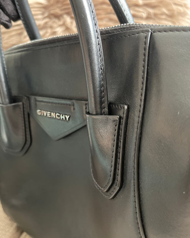 Preloved Authentic Givenchy Antigona Soft Small Bag Black Leather