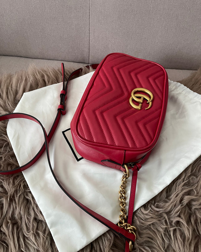 Preloved Authentic Gucci GG Marmont Camera Bag
