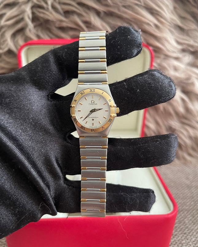 Preloved Authentic Omega Constellation 22.5 mm, Steel - Yellow Gold on Steel - Gold Full Bar