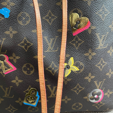 Preloved Authentic Louis Vuitton NéoNoé BB — Monogram Love Lock (Limited Edition)