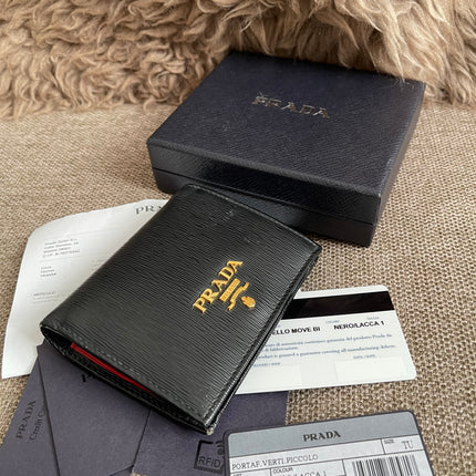 Preloved Authentic Prada Portafoglio Verticale Piccolo Small Vertical Wallet