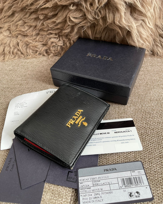 Preloved Authentic Prada Portafoglio Verticale Piccolo Small Vertical Wallet