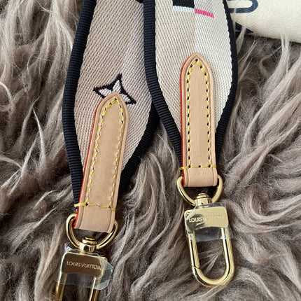 Preloved Authentic Unused Louis Vuitton logo jacquard canvas shoulder strap