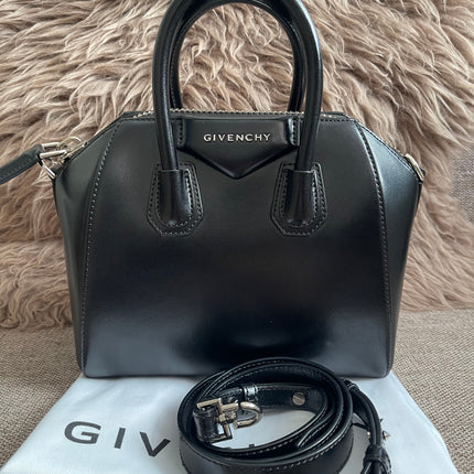 Preloved Authentic Givenchy Mini Antigona Bag Black Calf Leather