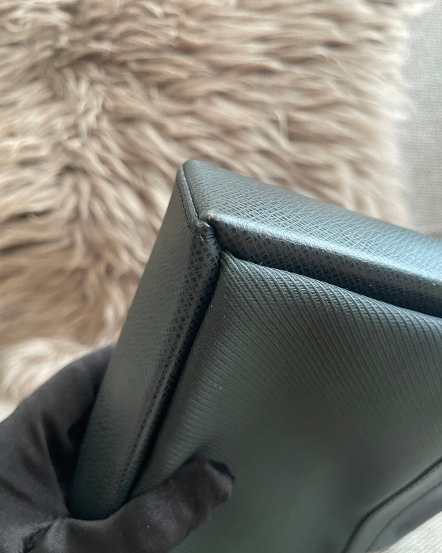 Preloved Authentic Louis Vuitton Taiga Leather Crossbody Bag – Épicéa Green, Silver Hardware