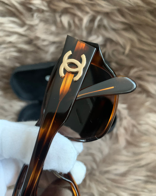Chanel 2000s CC tortoiseshell sunglasses