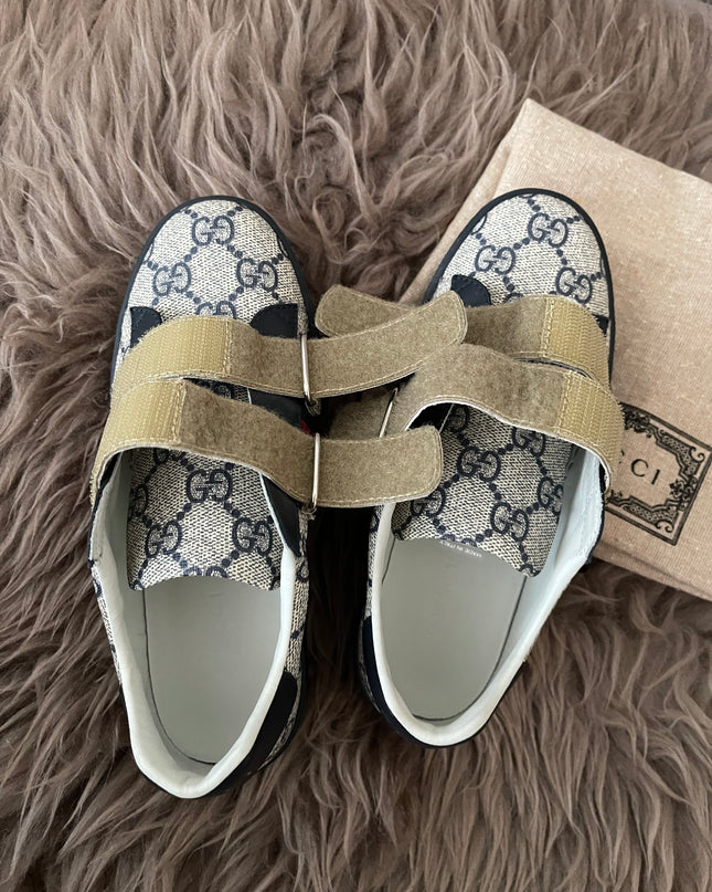 Preloved Authentic Gucci Kids Ace Sneakers (GG Supreme) sz 31