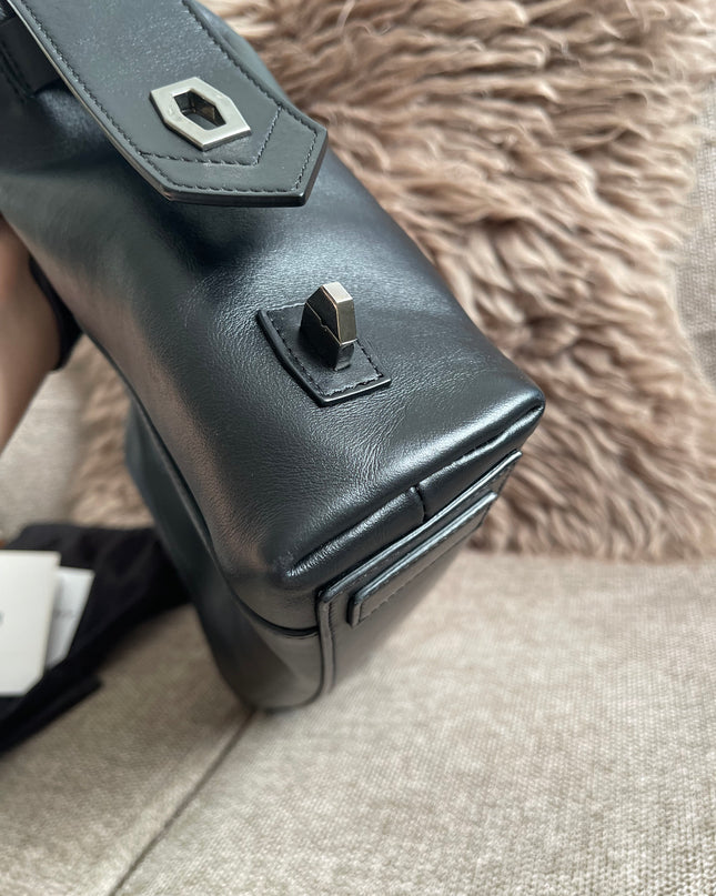 Preloved Authentic Givenchy Antigona Soft Small Bag Black Leather